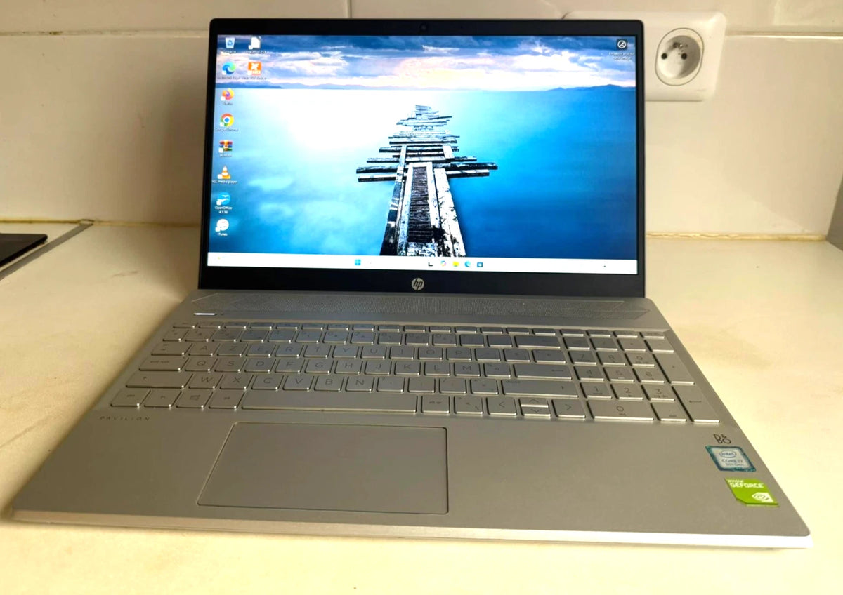 PC PORTABLE HP Pavilion 15-cs0013nf I7 8565U 8 GO 256 GO SSD FHD